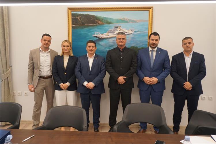 Slika /slike/foto 5_25/foto JADROLINIJA 6-5_25/nsl JADROLINIJA 6-5_25.JPG